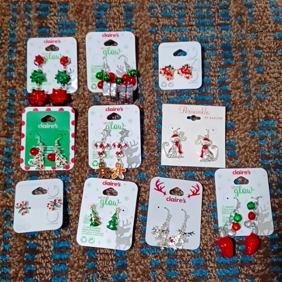 Lot of Claire's and The Icing holiday earrings - Picture 1 of 1